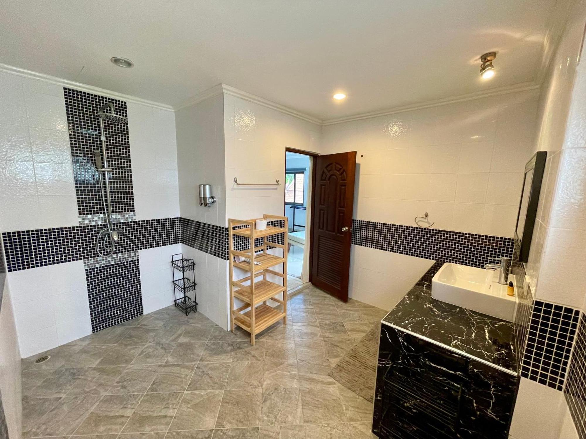Kata Vista Luxury Modern 4br Private Pool Villa *