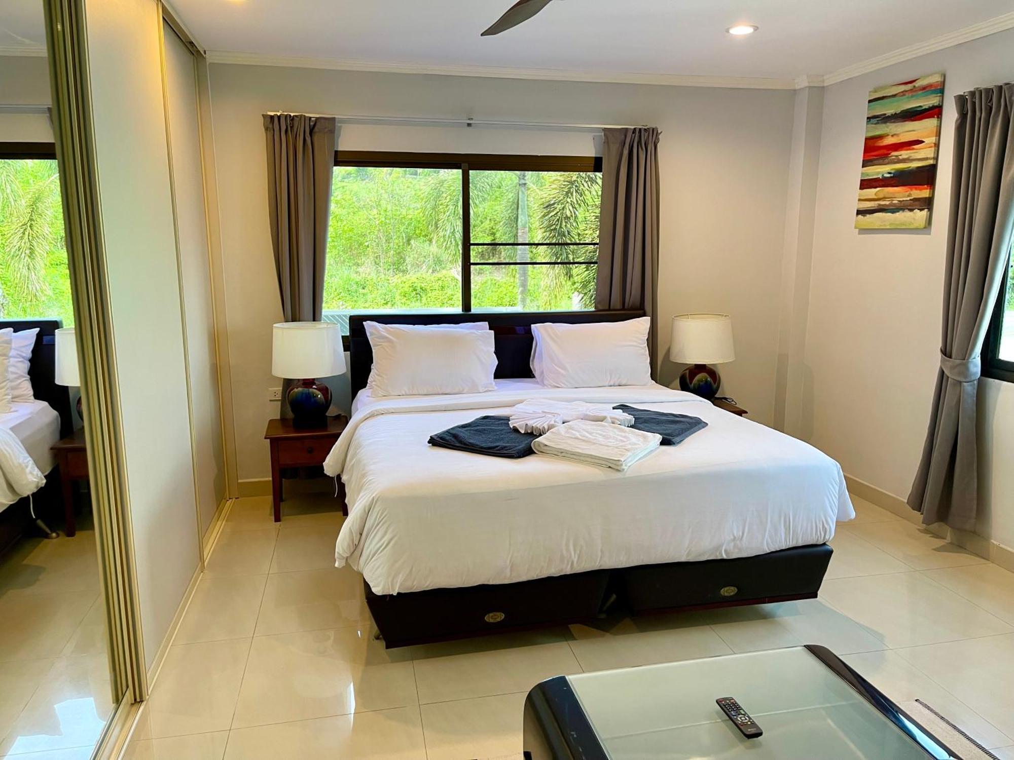Kata Vista Luxury Modern 4br Private Pool Villa Ban Kata