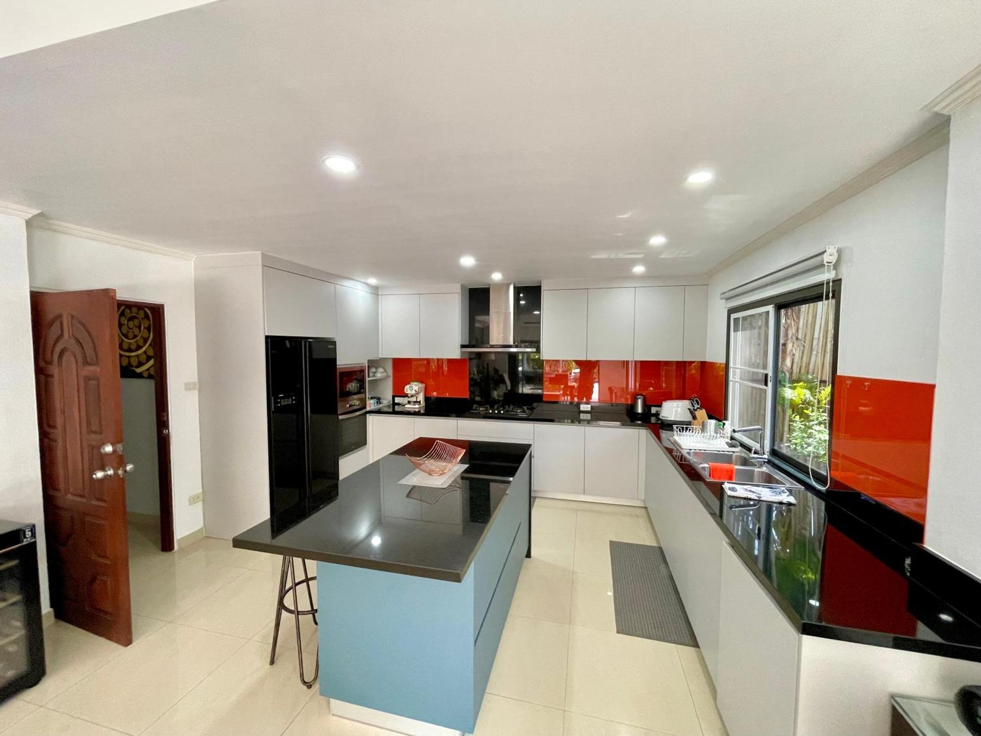 Villa Kata Vista Luxury Modern 4br Private Pool Ban Kata