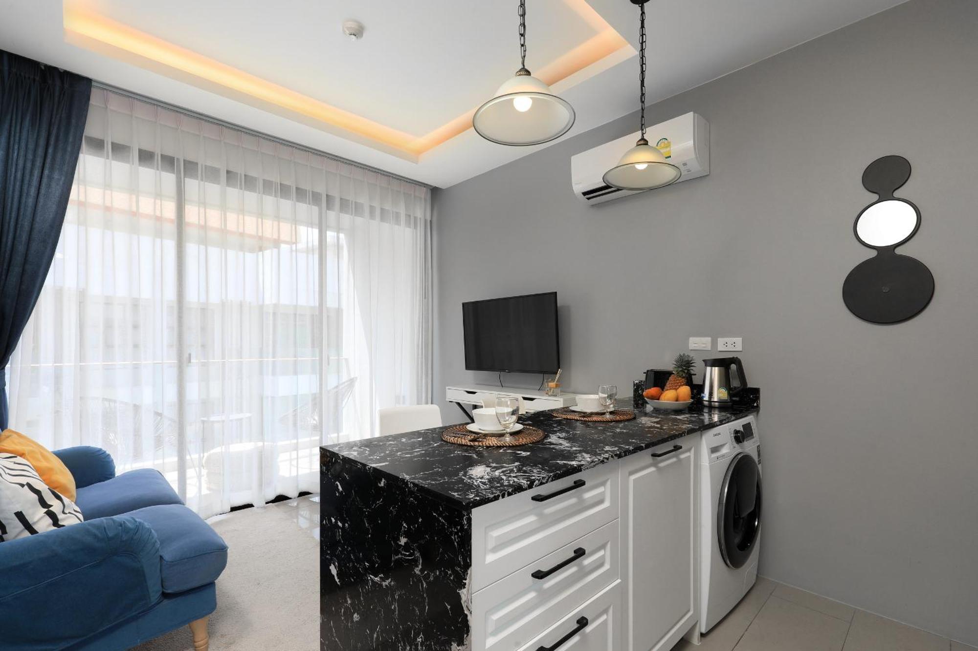 Apartment The Sea View In Palmyrah By Holy Cow