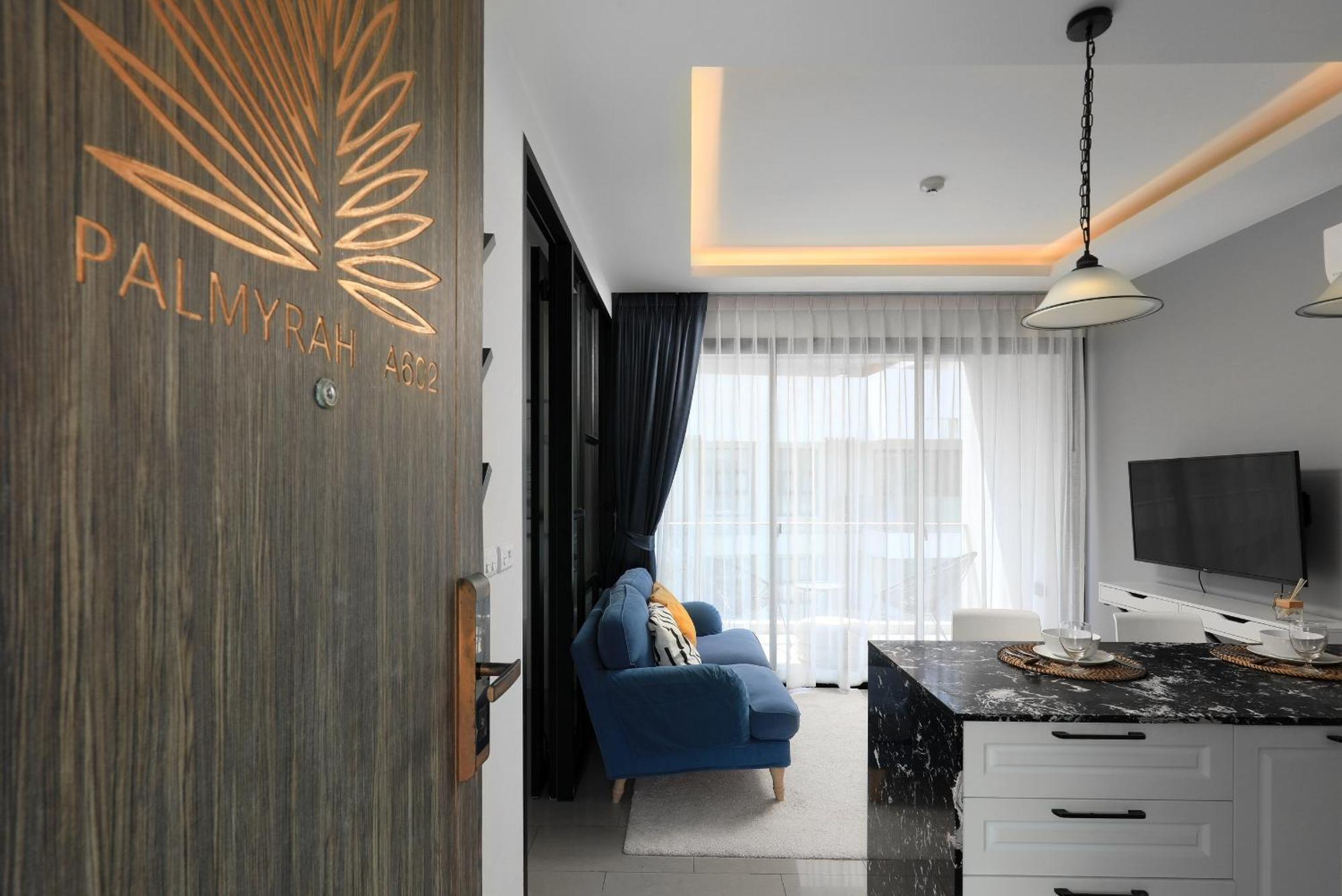 Apartment The Sea View In Palmyrah By Holy Cow