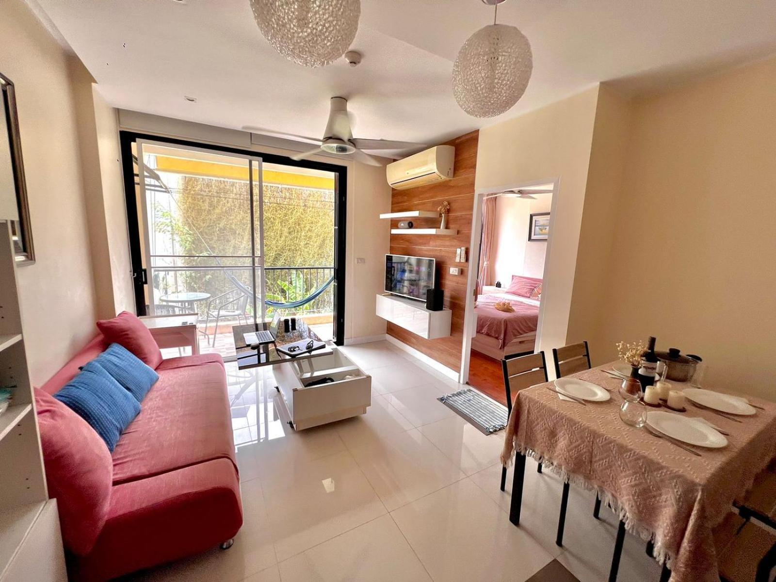 De 2 A Naiharn Apartment