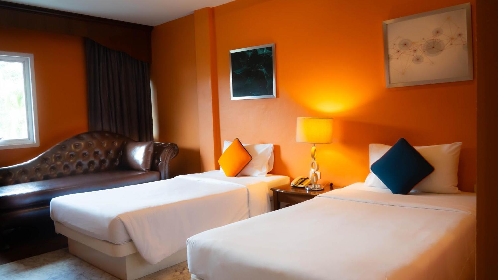 B Buri Hotel Patong
