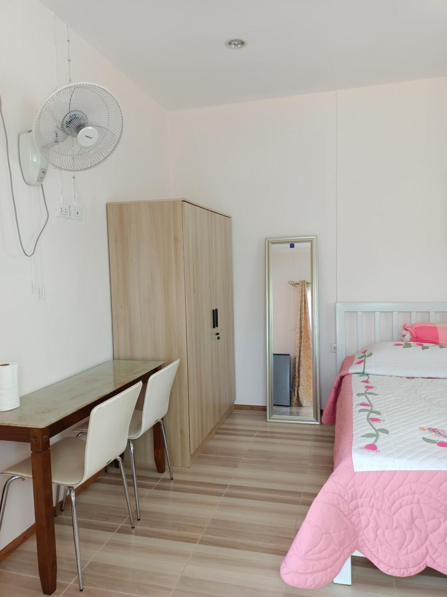 B&n House Homestay Nai Yang