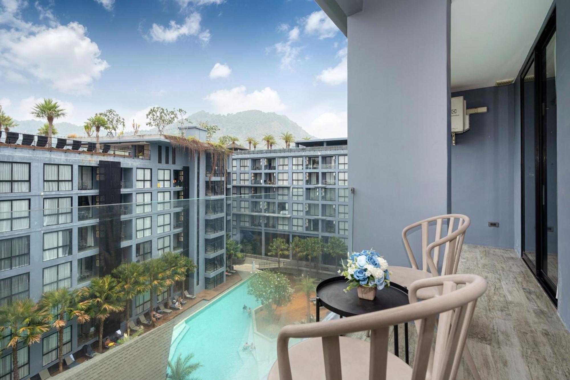 Tropical Pool View 2br Citygate P605-6 Apartment, Near Apartamento