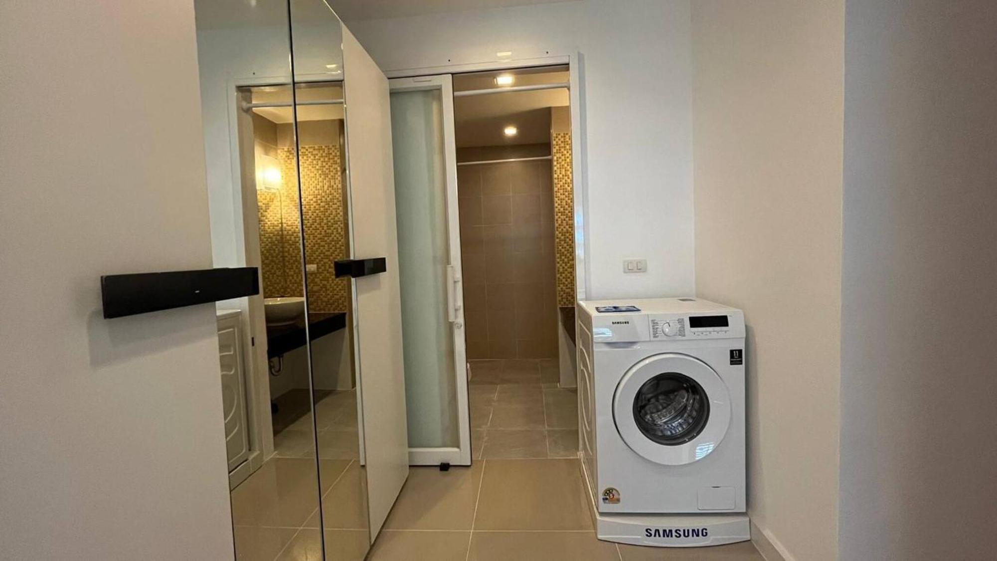 Apartment 632 - Large 1 Bedroom1bathroom 1 Km Walking To