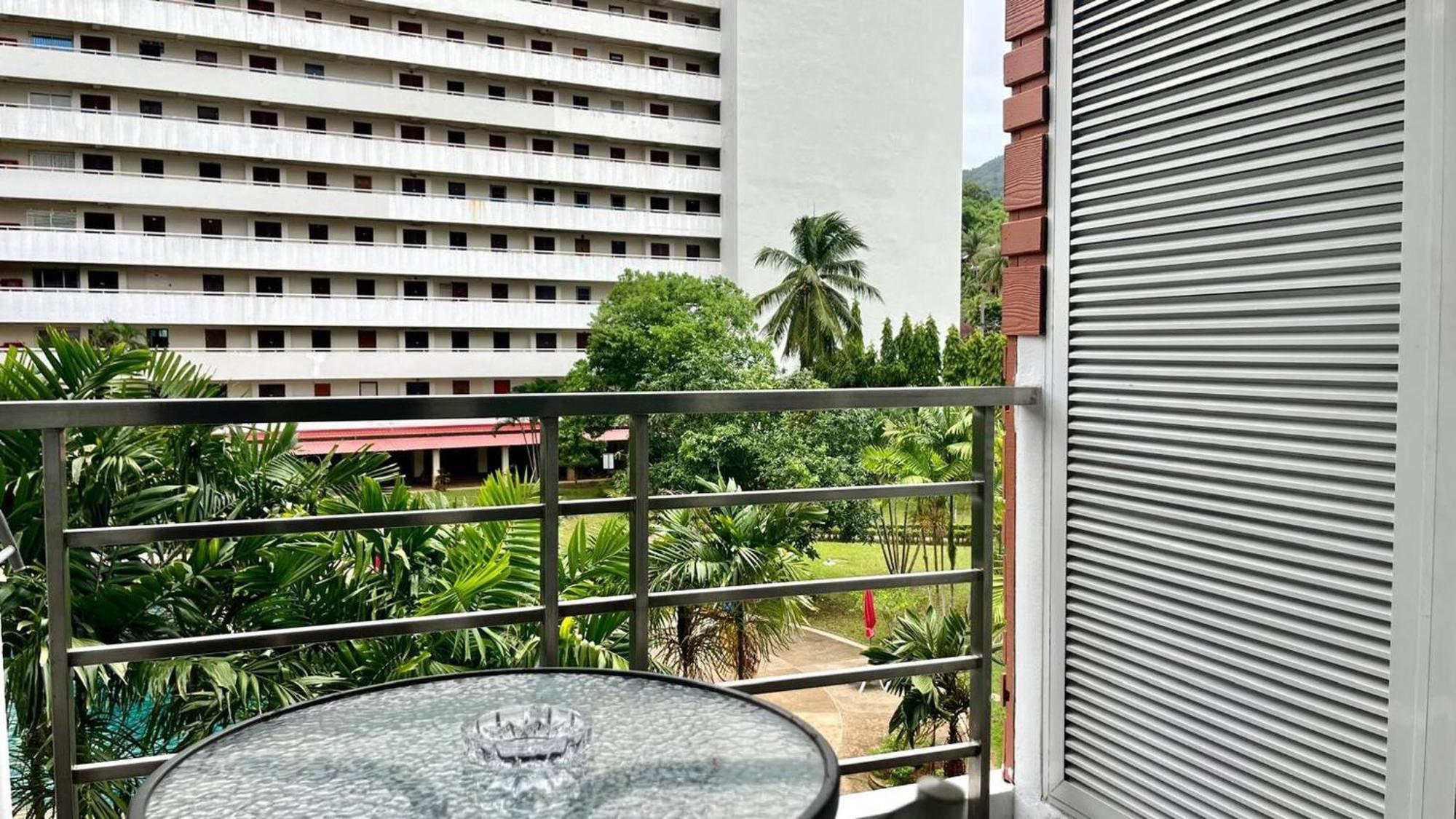 632 - Large 1 Bedroom1bathroom 1 Km Walking To Apartment