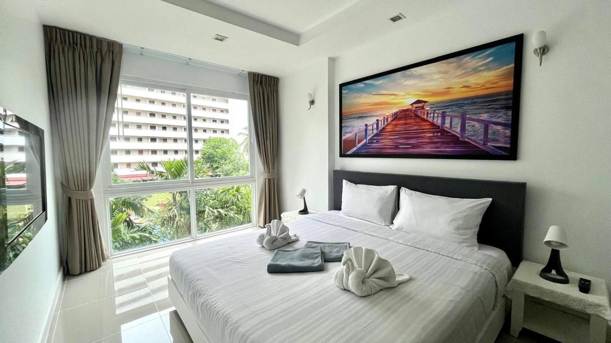 632 - Large 1 Bedroom1bathroom 1 Km Walking To * Patong
