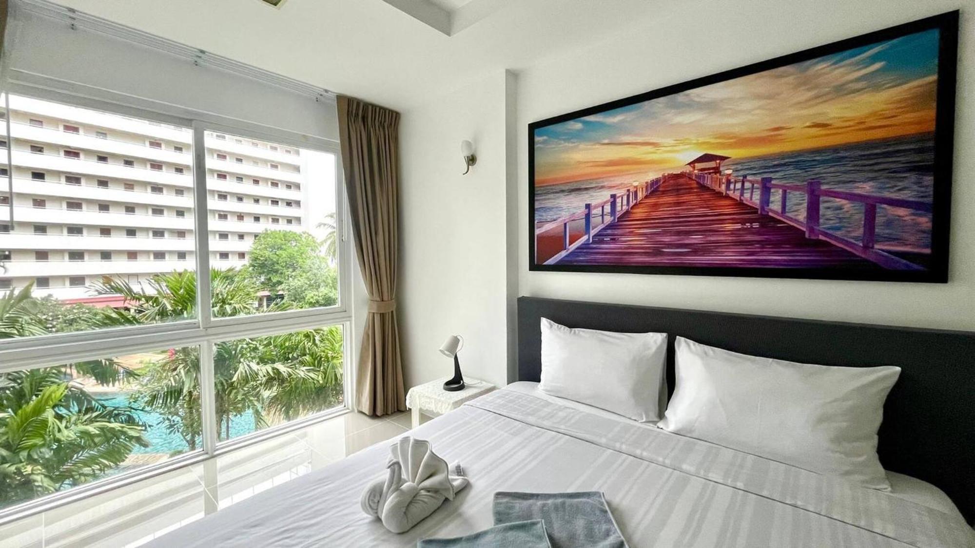 632 - Large 1 Bedroom1bathroom 1 Km Walking To * Patong
