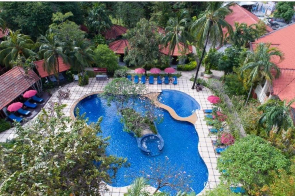 Hyton Leelavadee Hotel 4*