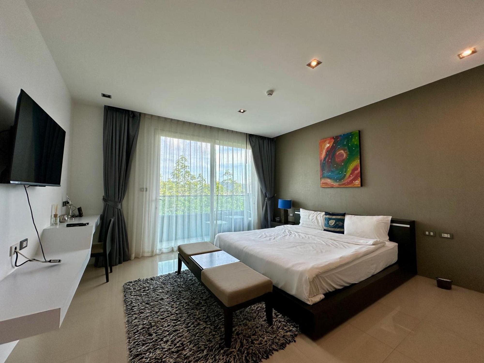 Emerald Terrace *