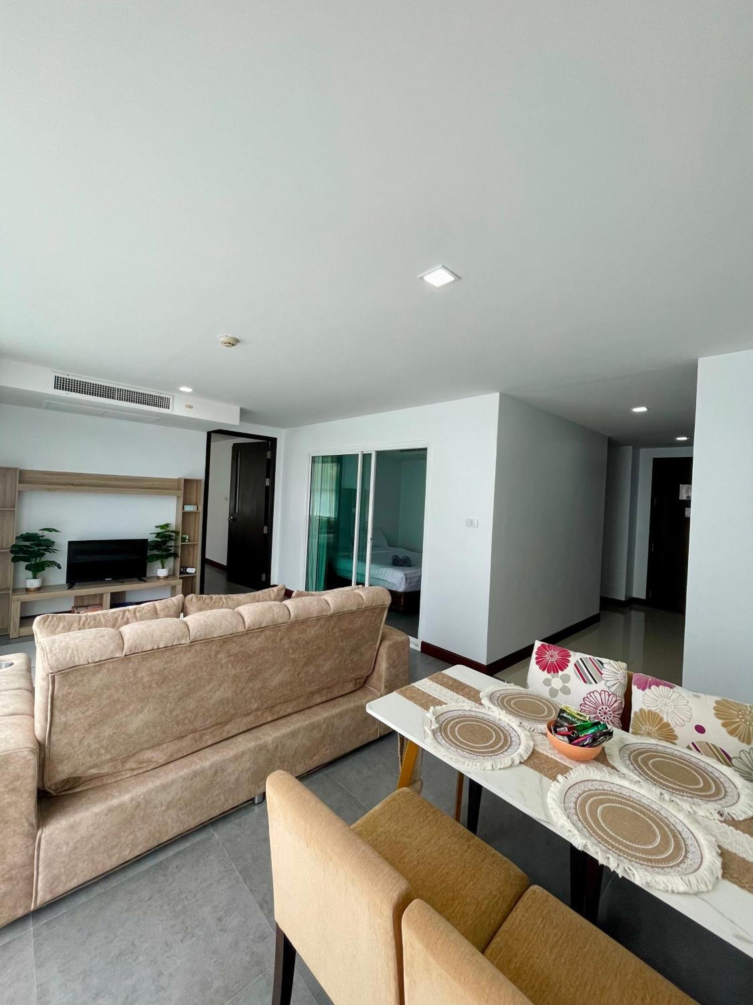 The Kris 2 Bedrooms 2 Bathrooms Pangsapuri Patong
