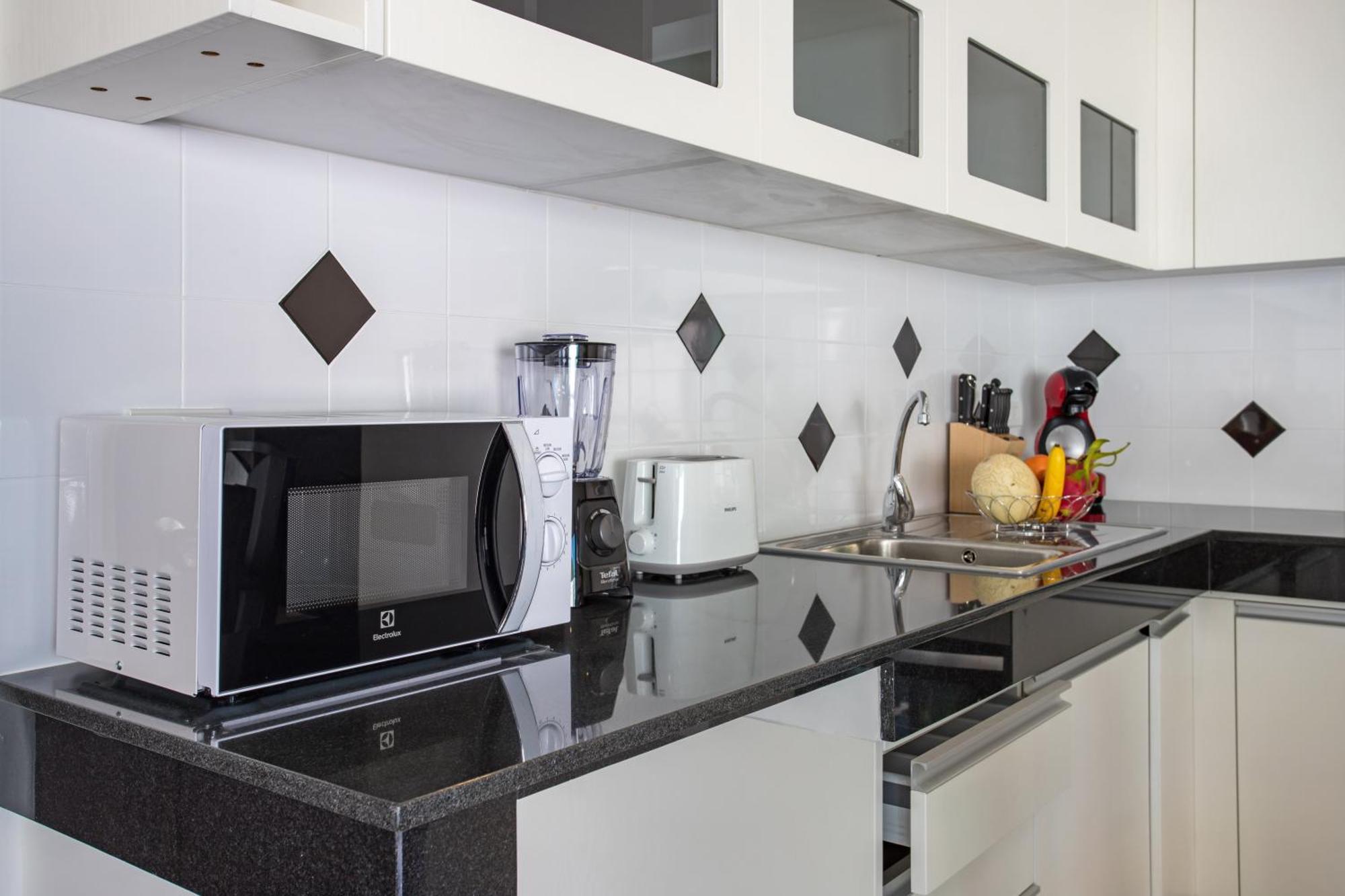 Apartment 3 Bedrooms In Rawai- V11 T