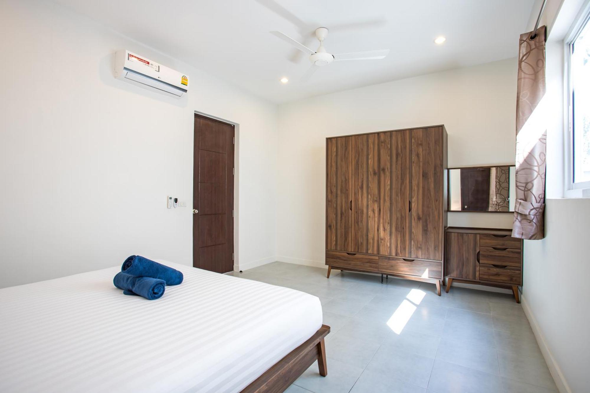 3 Bedrooms In Rawai- V11 T Ban Saiyuan