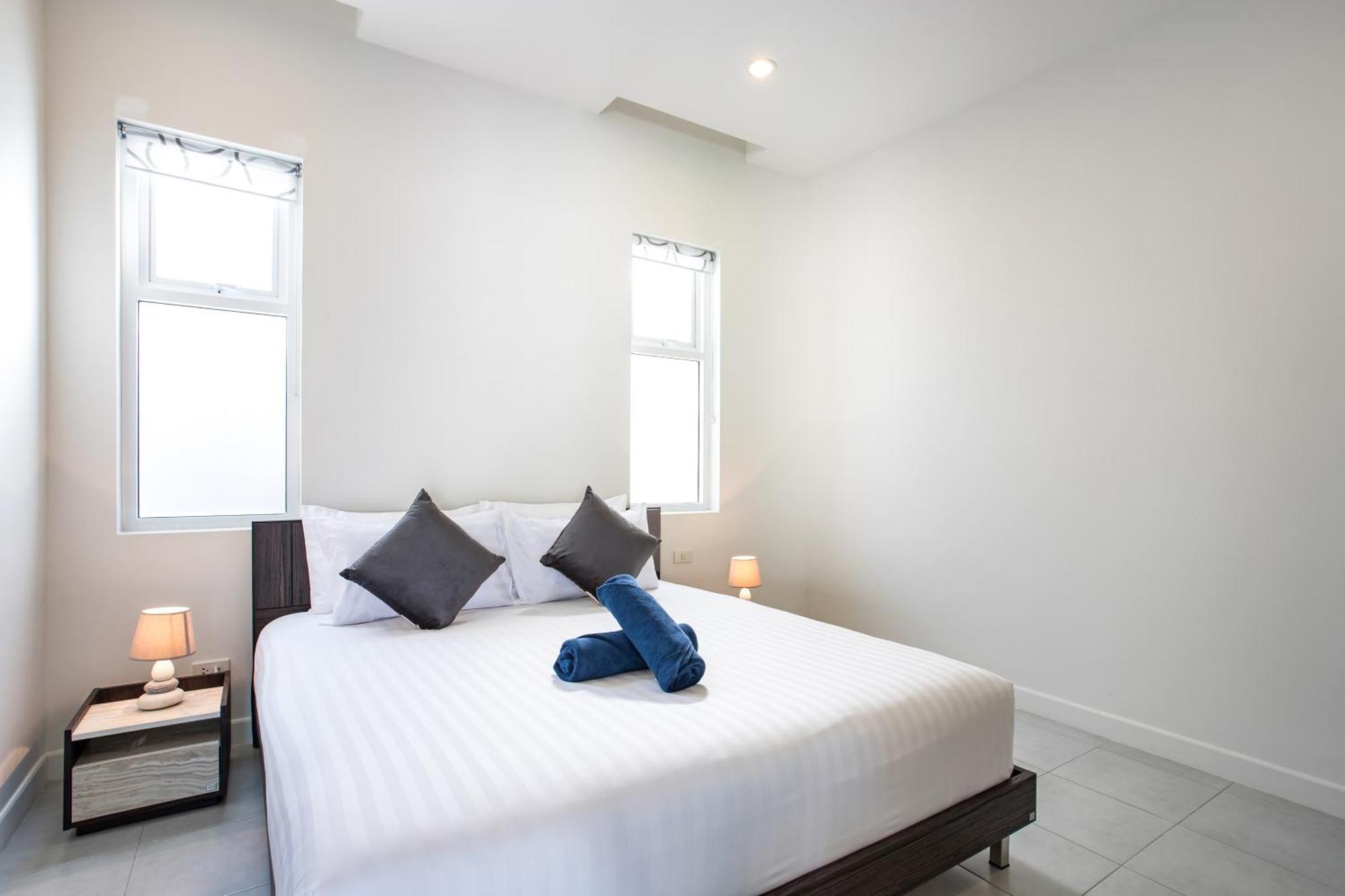 3 Bedrooms In Rawai- V11 T Apartment *