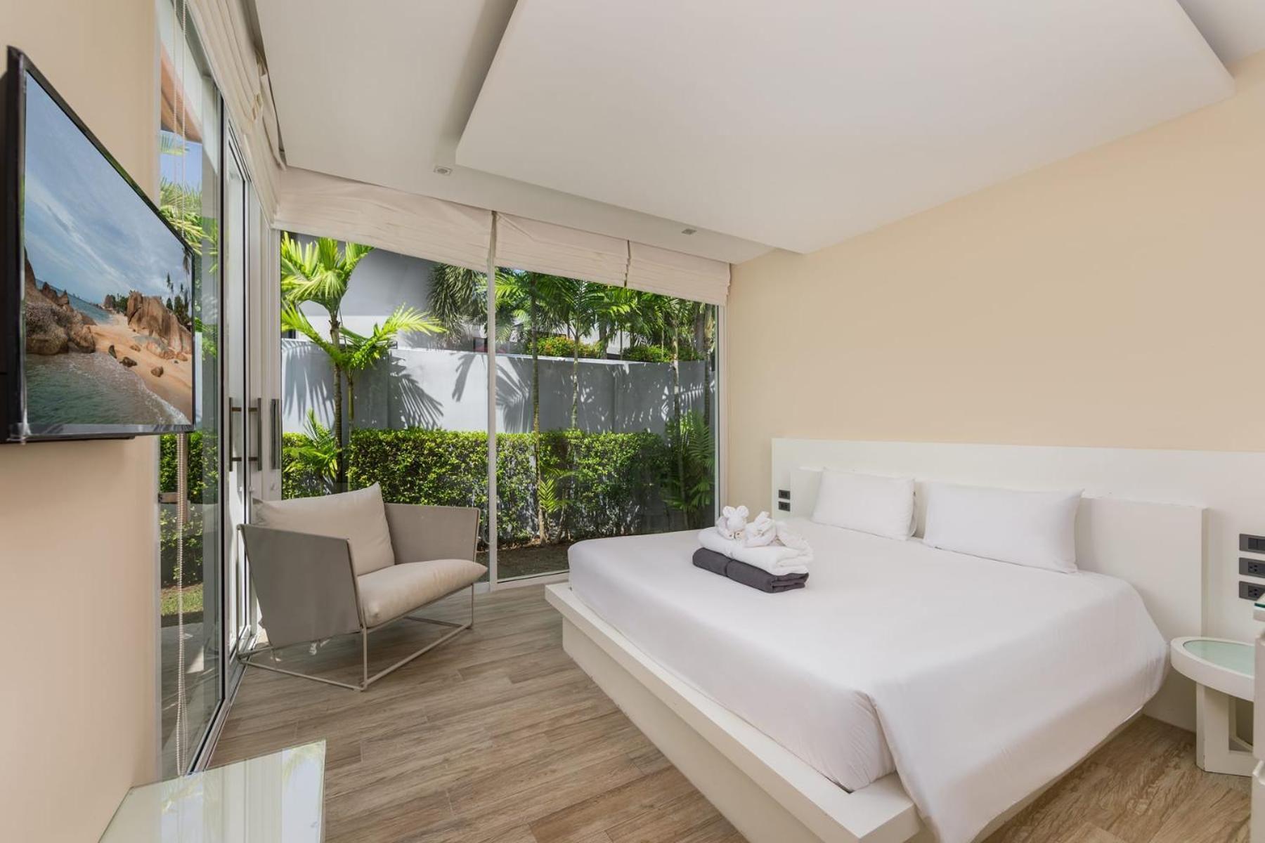Maya 2br Private Pool In Signature 11 Nai Harn