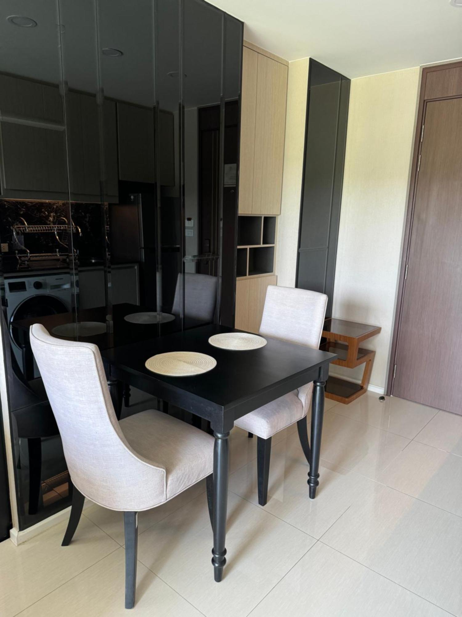 Mida Grande Surin Apartment
