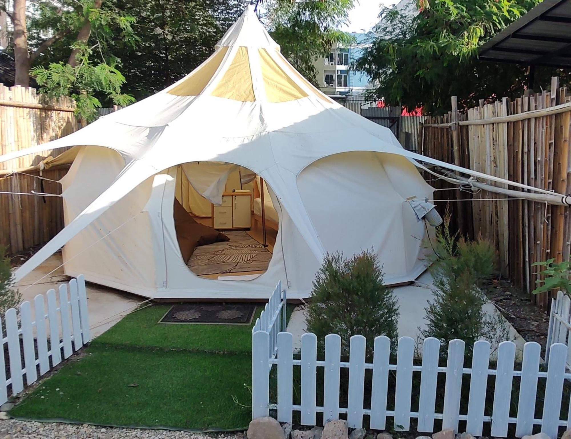 Bambus Restaurant, Bar & Glamping *