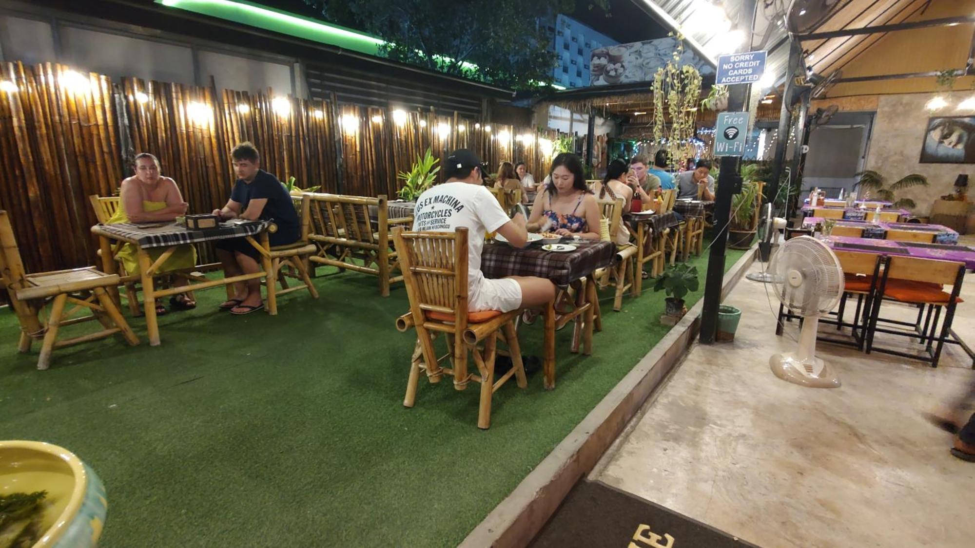 Bambus Restaurant, Bar & Glamping Tenda de luxo