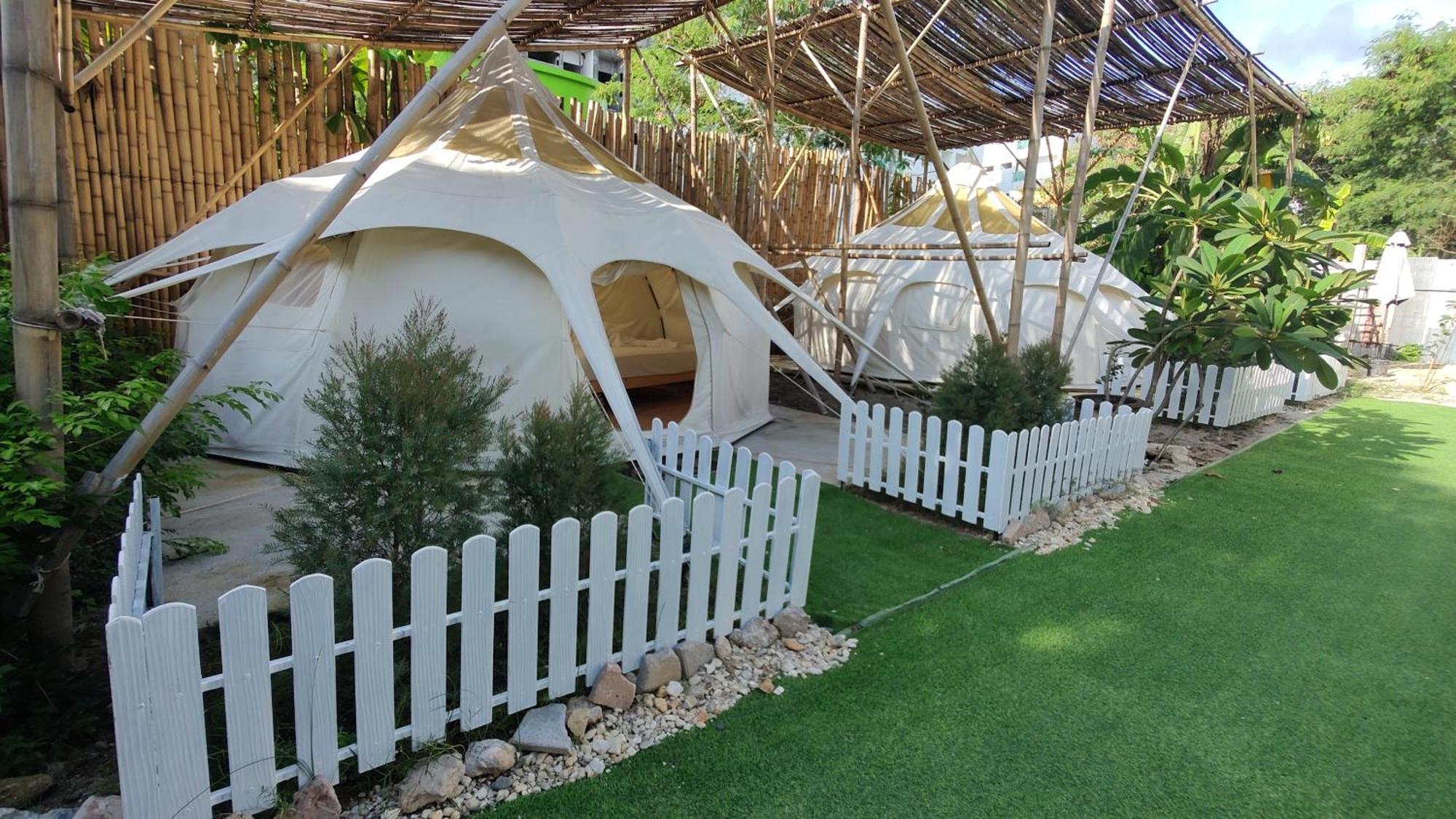 Bambus Restaurant, Bar & Glamping Tenda de luxo
