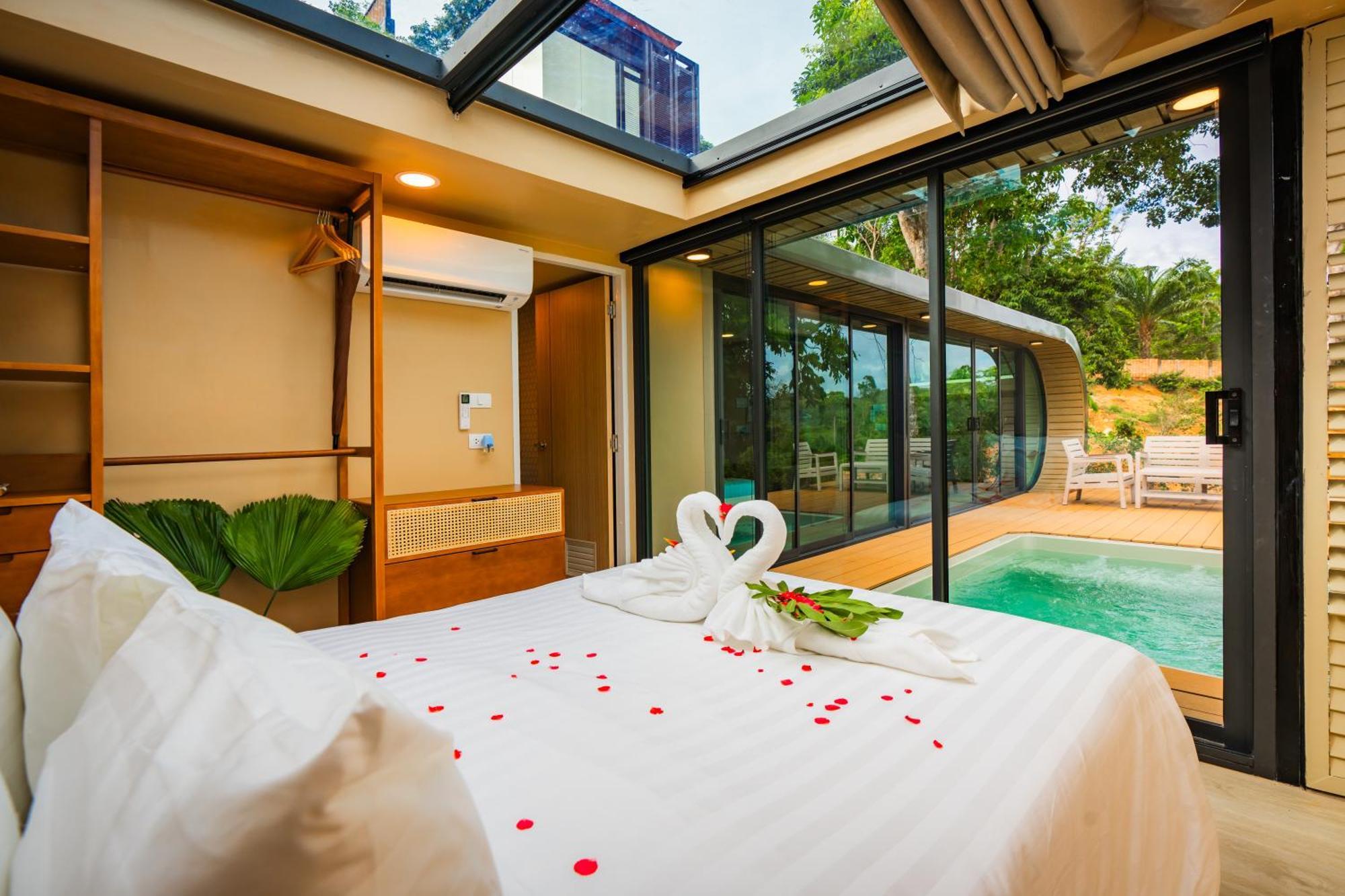 Akra Collection - Hideaway Layan Beach (Phuket)