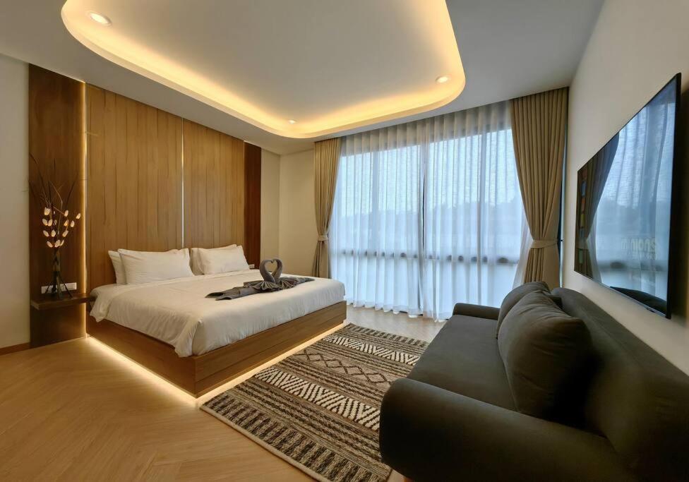 Luxury Bangtao Pool - Prymaverde