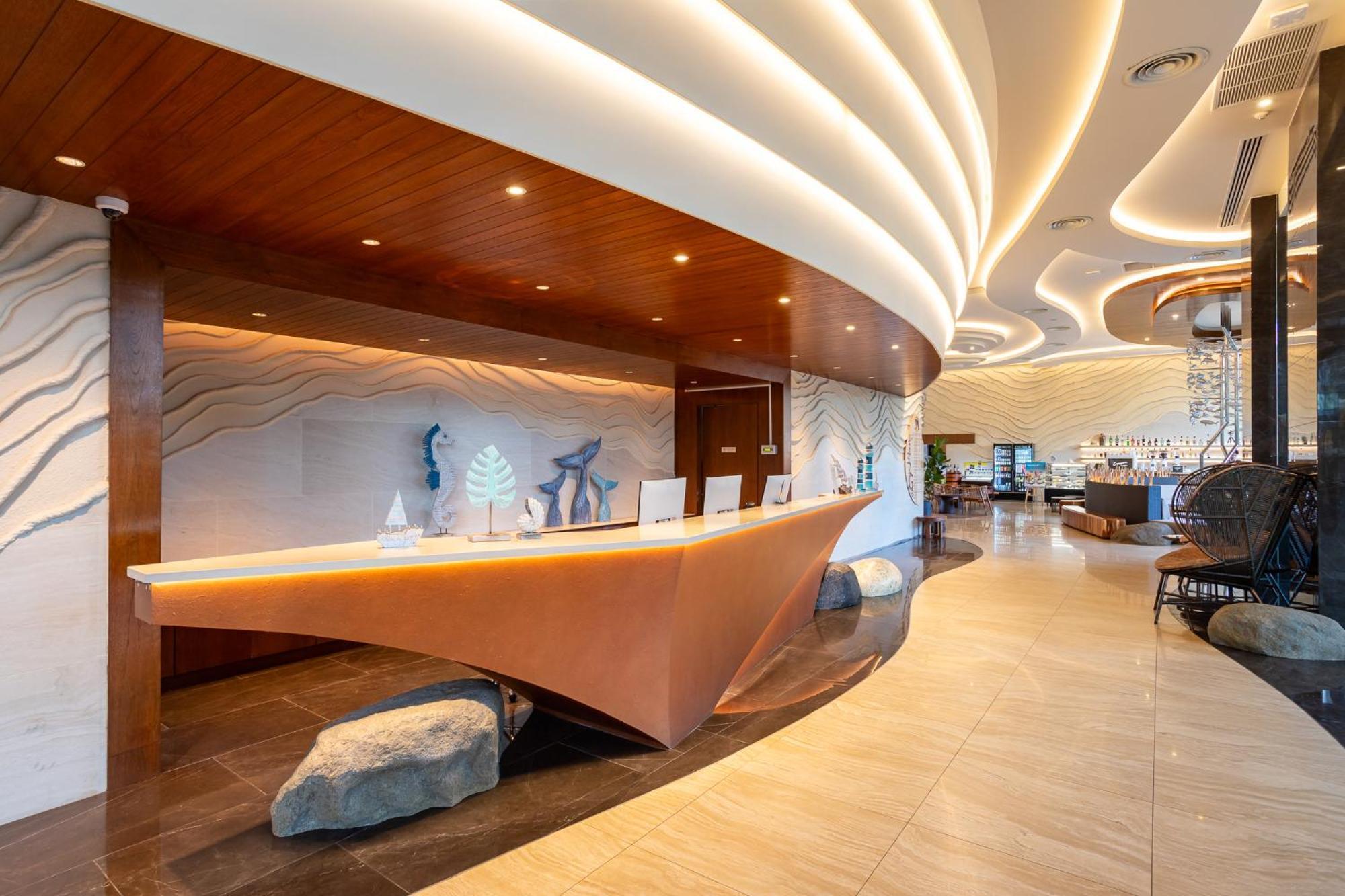 The Marin Phuket Hotel Strand Kamala