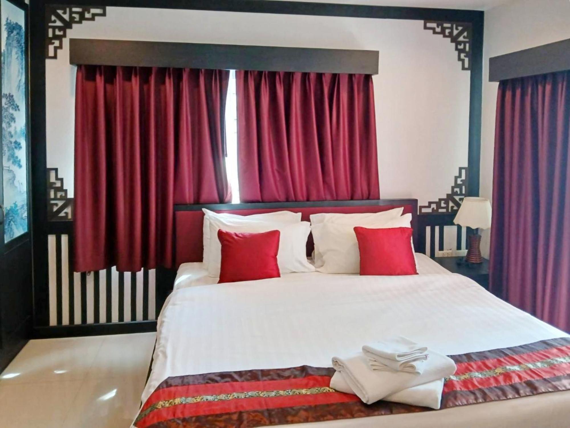 Sunray Hotel