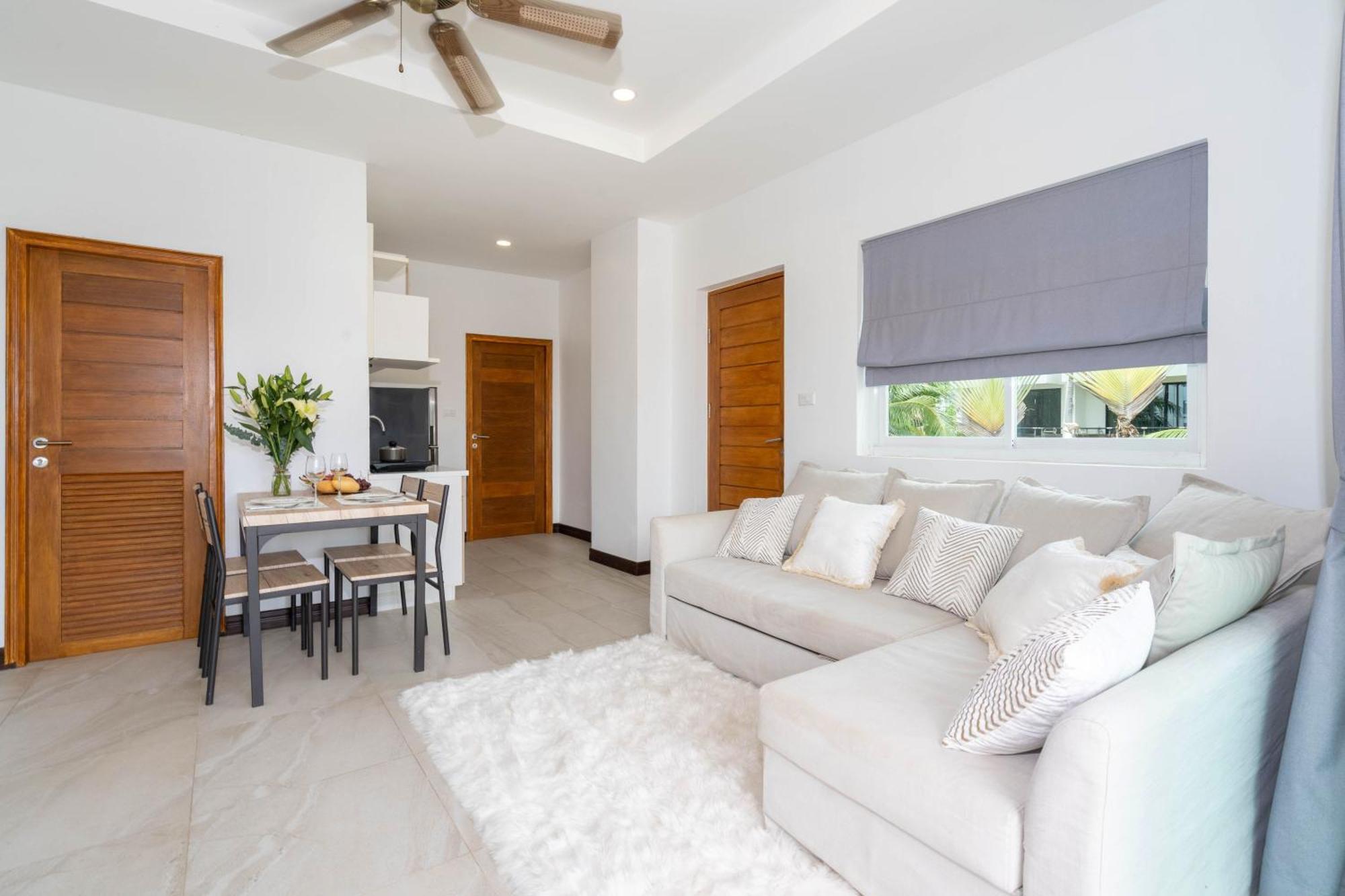 1 Bedroom In Naiharn T *
