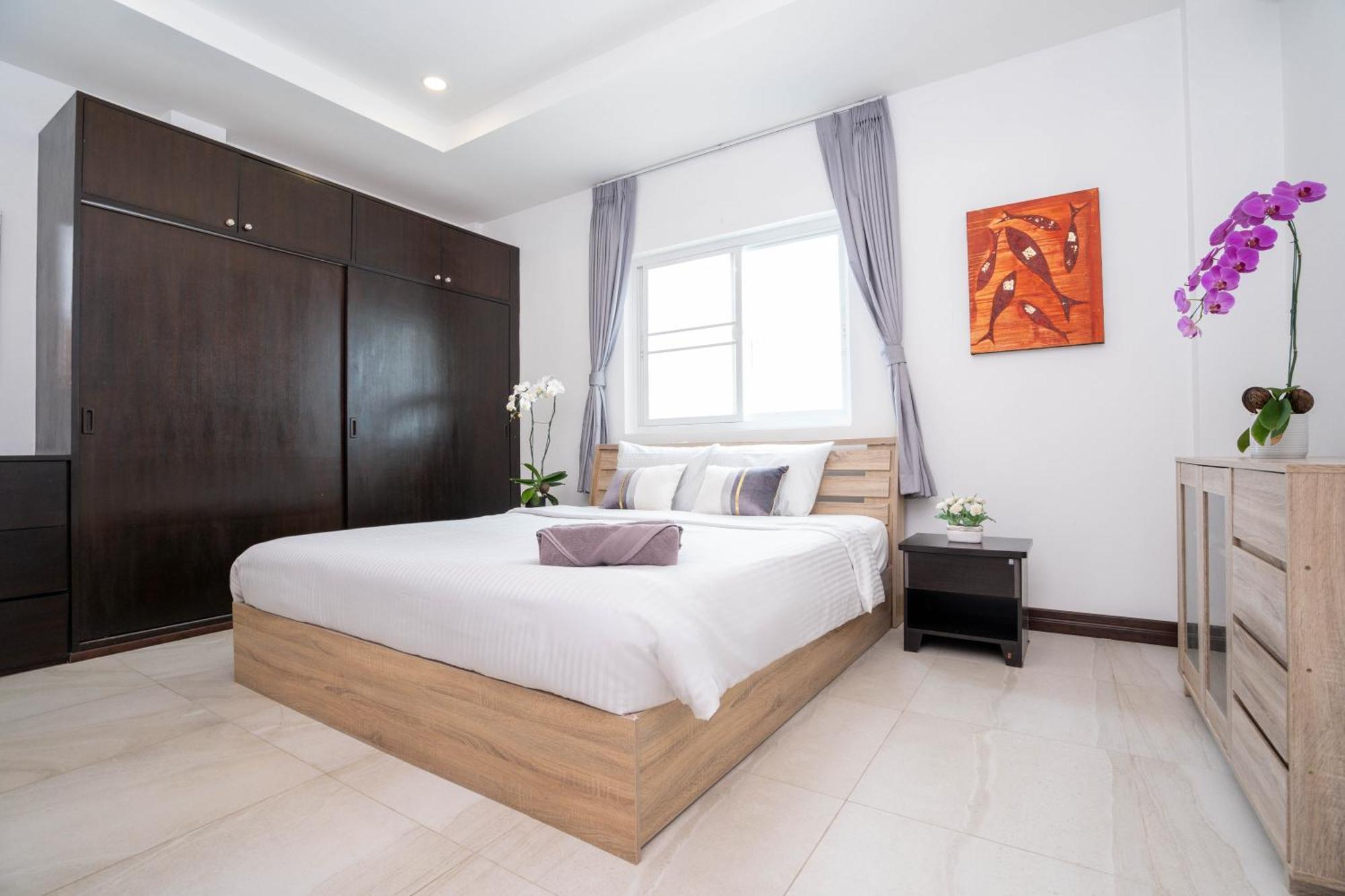 1 Bedroom In Naiharn T *