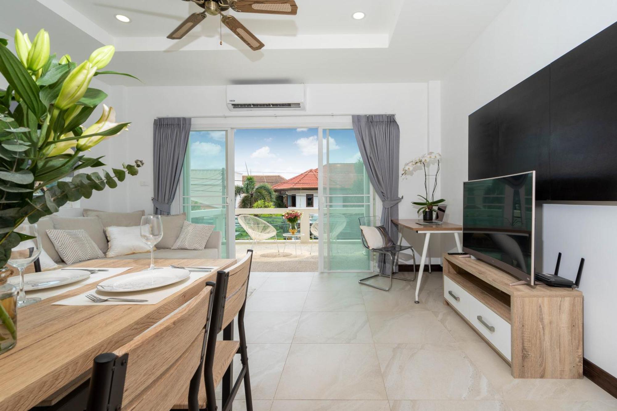 1 Bedroom In Naiharn T