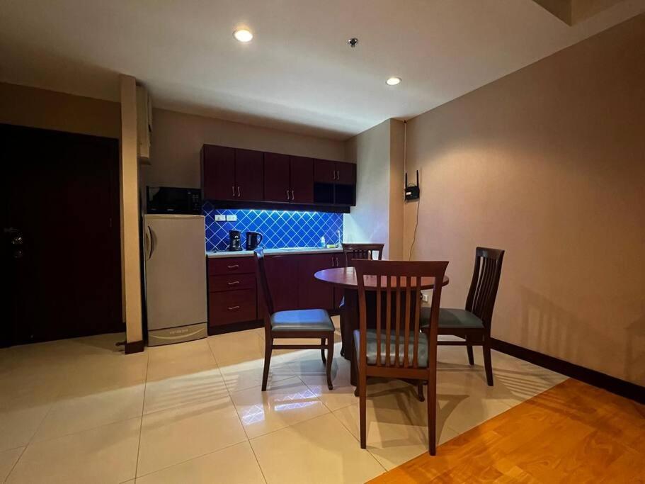 Tower - Amp Apartment