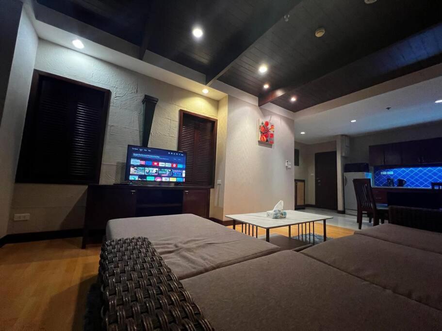 Apartment Tower - Amp Patong