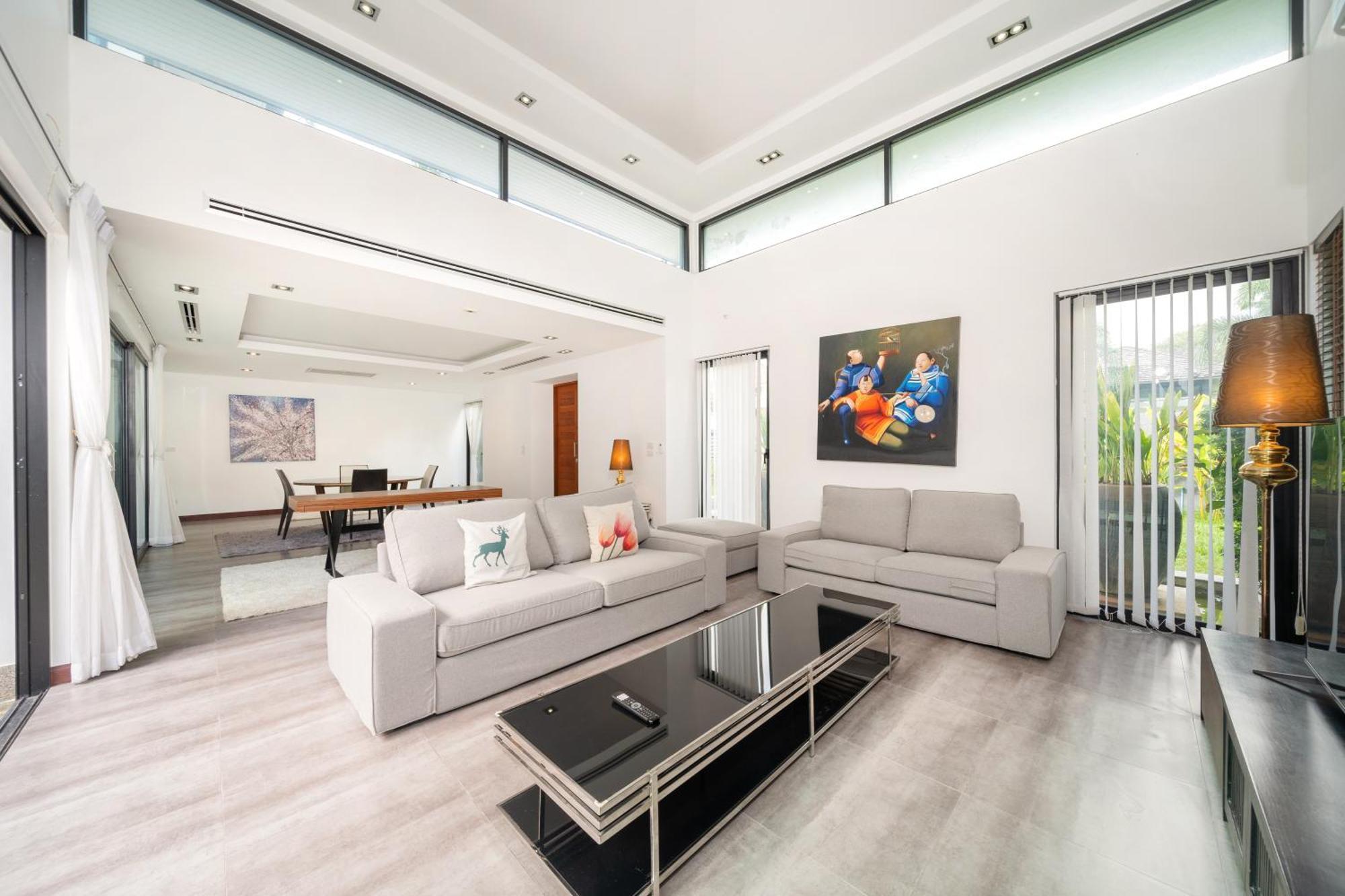 Diamond By Ryan, Boat Avenue Villa