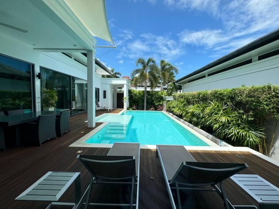 Aromdee 2 By G Estate Phuket Villa