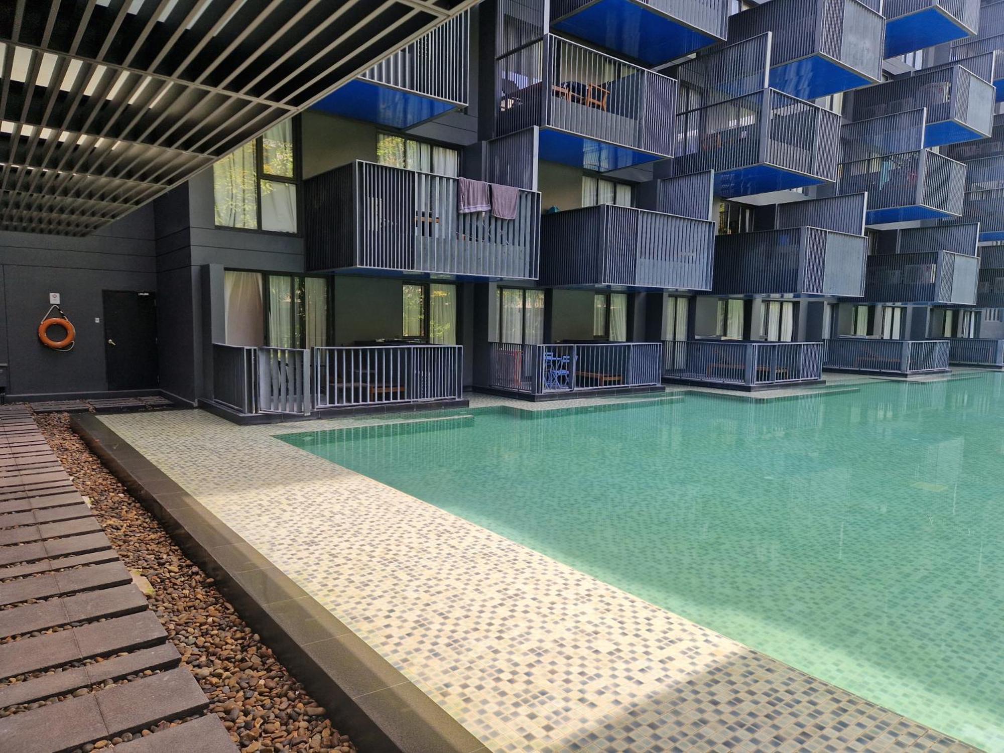 The Deck With Pool Access Patong