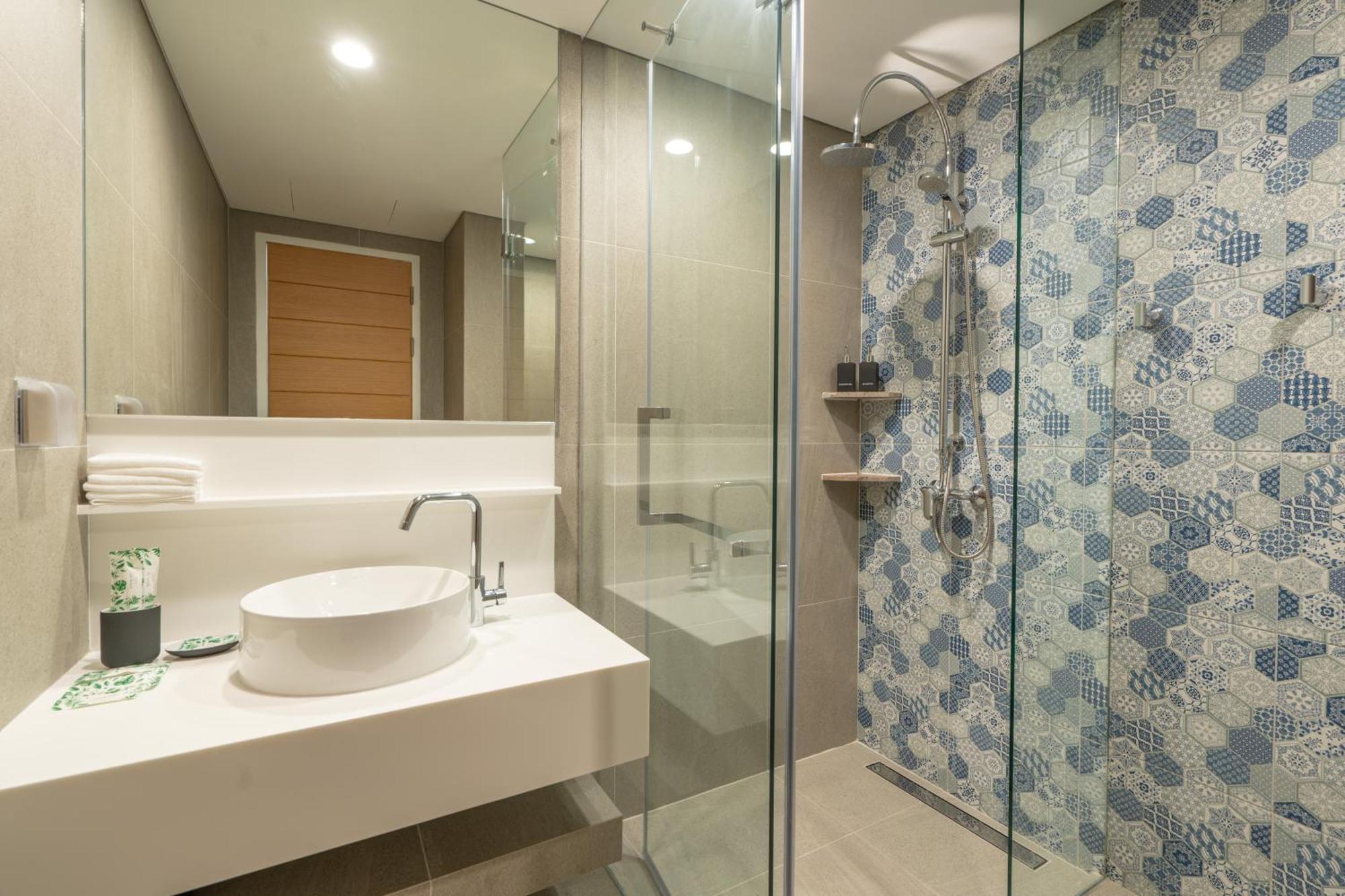 Apartment Spacious With Panoramic View In Laguna *