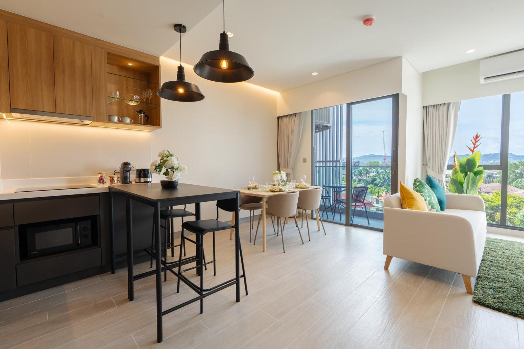 Spacious With Panoramic View In Laguna