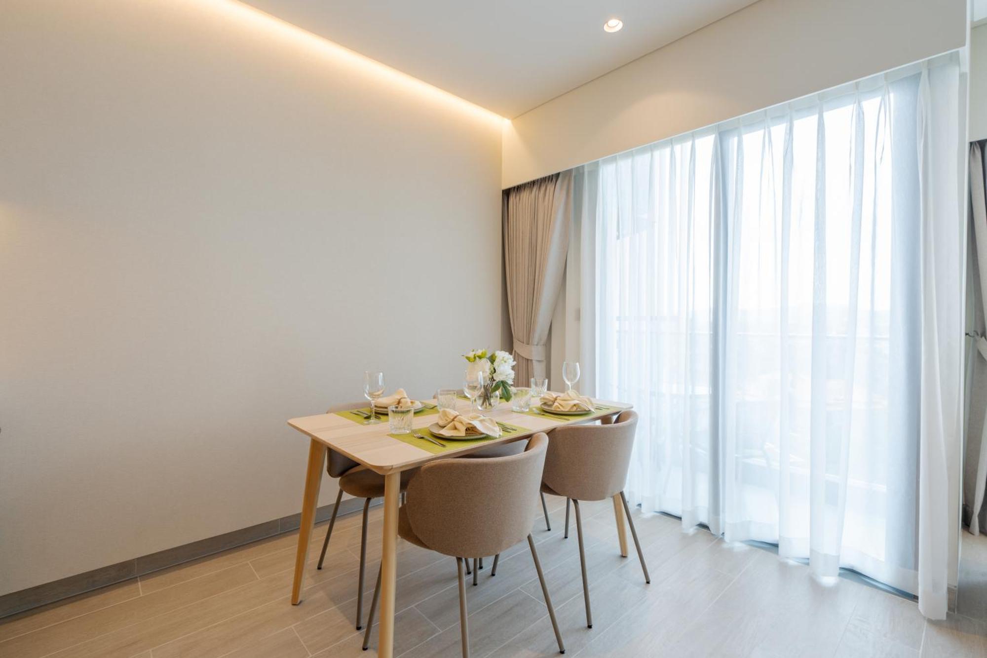 Spacious With Panoramic View In Laguna *