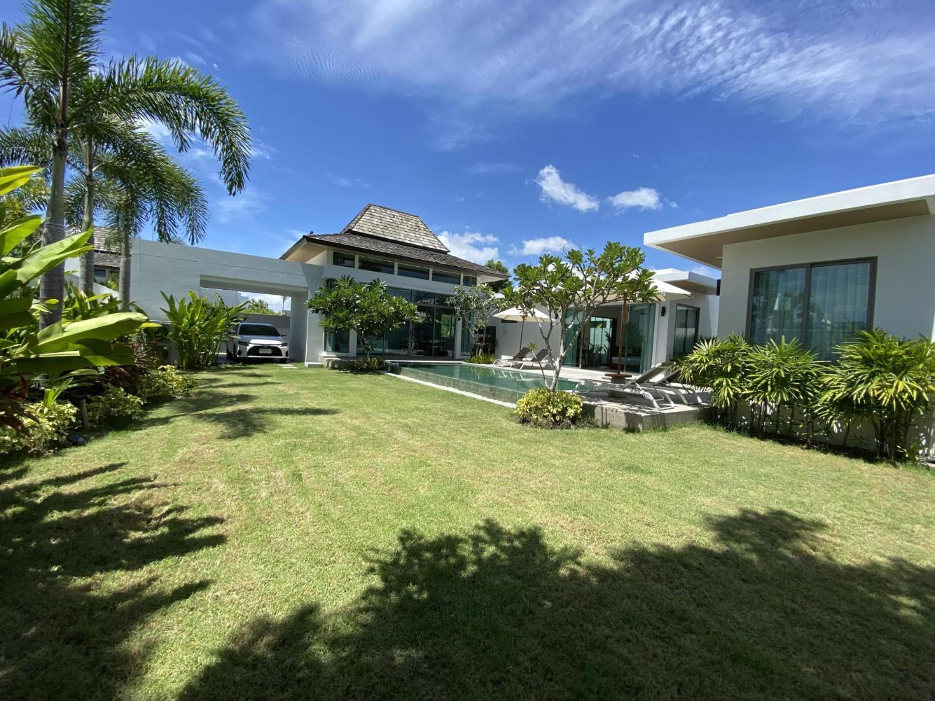 Luxury Serenity In The Heart Of Bangtao Villa *