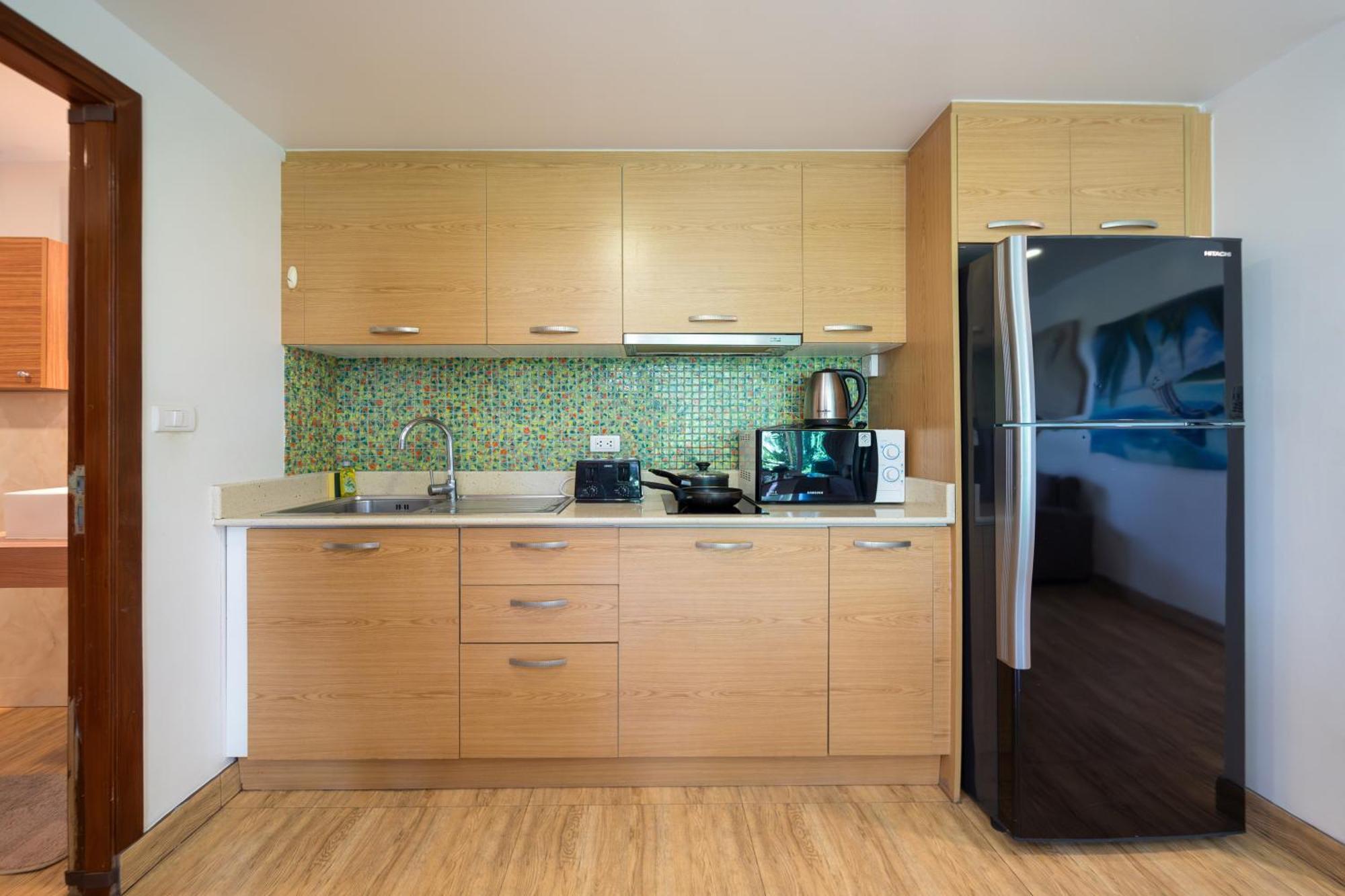 Jungle View E107 For 3 In Sea View Karon Butterfly Apartment