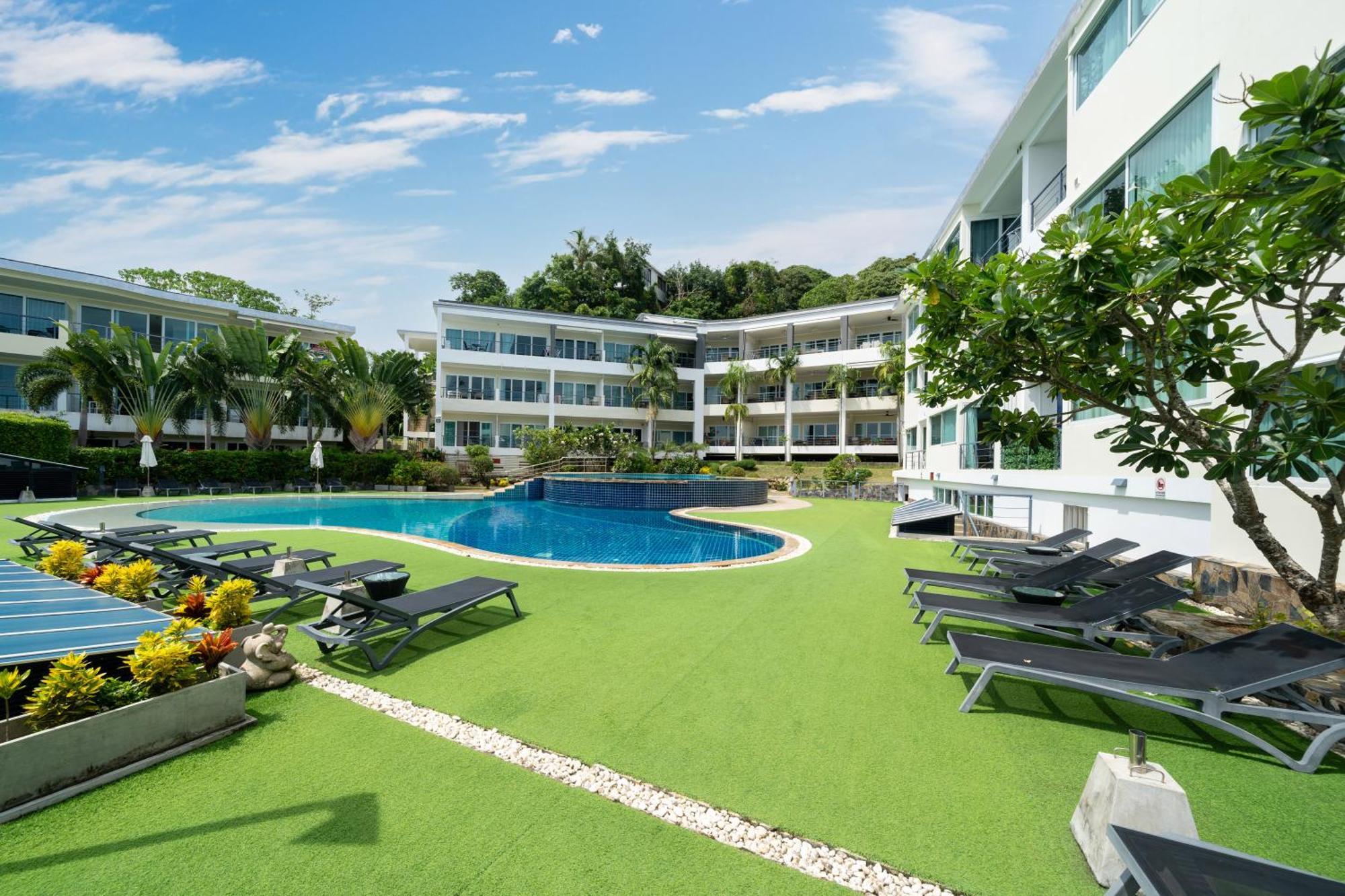 Jungle View E107 For 3 In Sea View Karon Butterfly Apartment