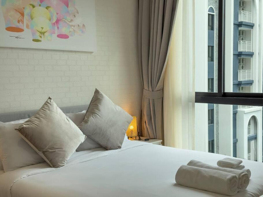 250m 6 Pools Kids Club In 1 Place ! C111 Apartment Nai Yang