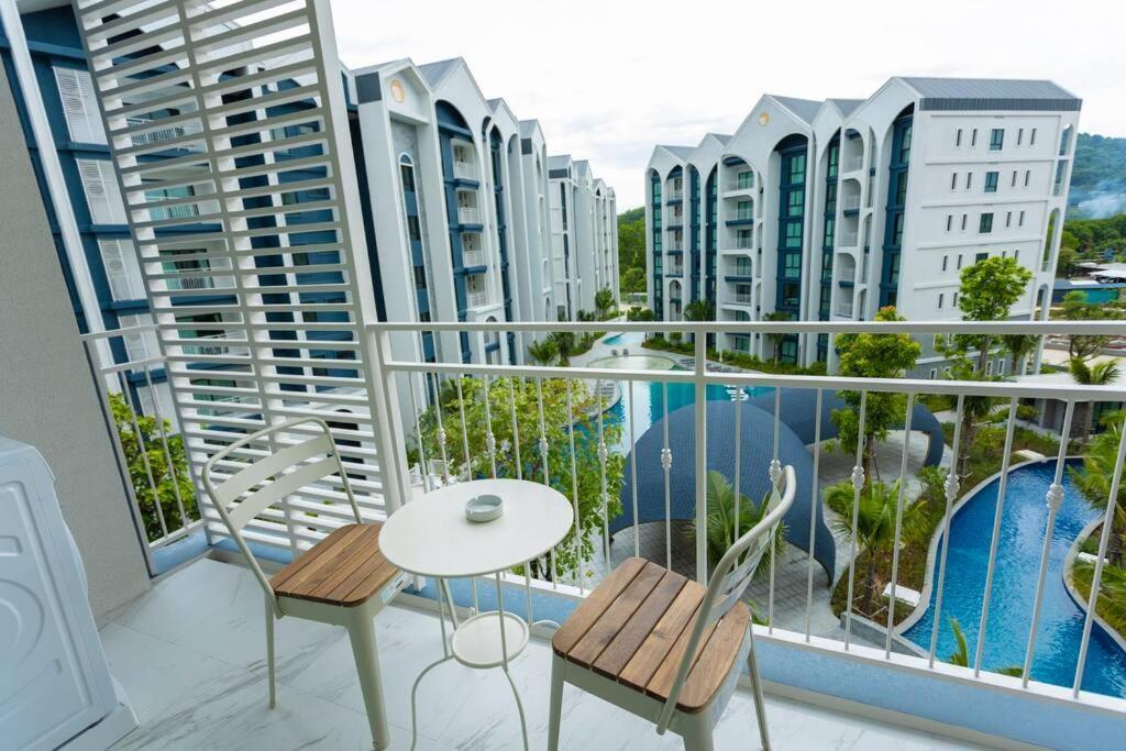 250m 6 Pools Kids Club In 1 Place ! C111 Apartment Nai Yang