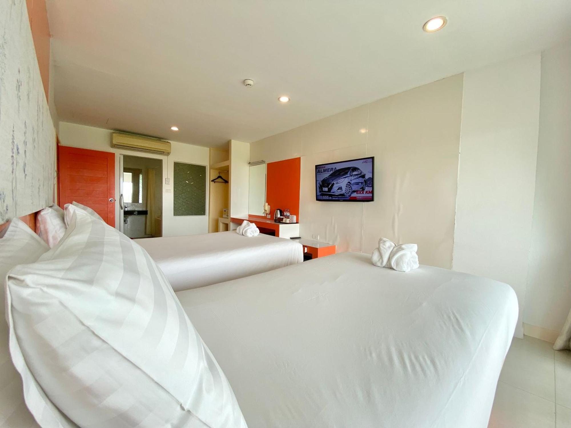 Platinums Hotel