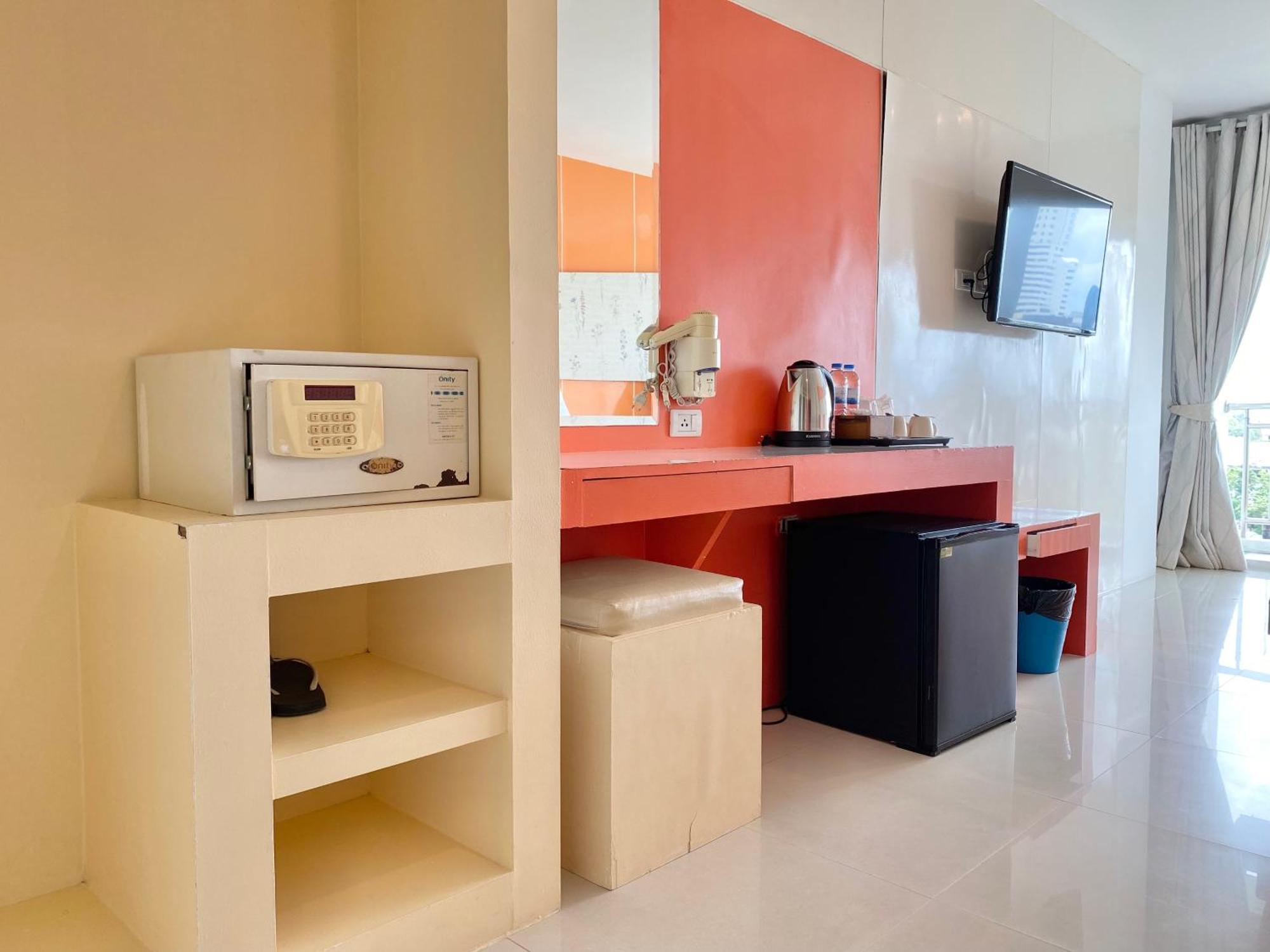 Platinums Hotel Patong