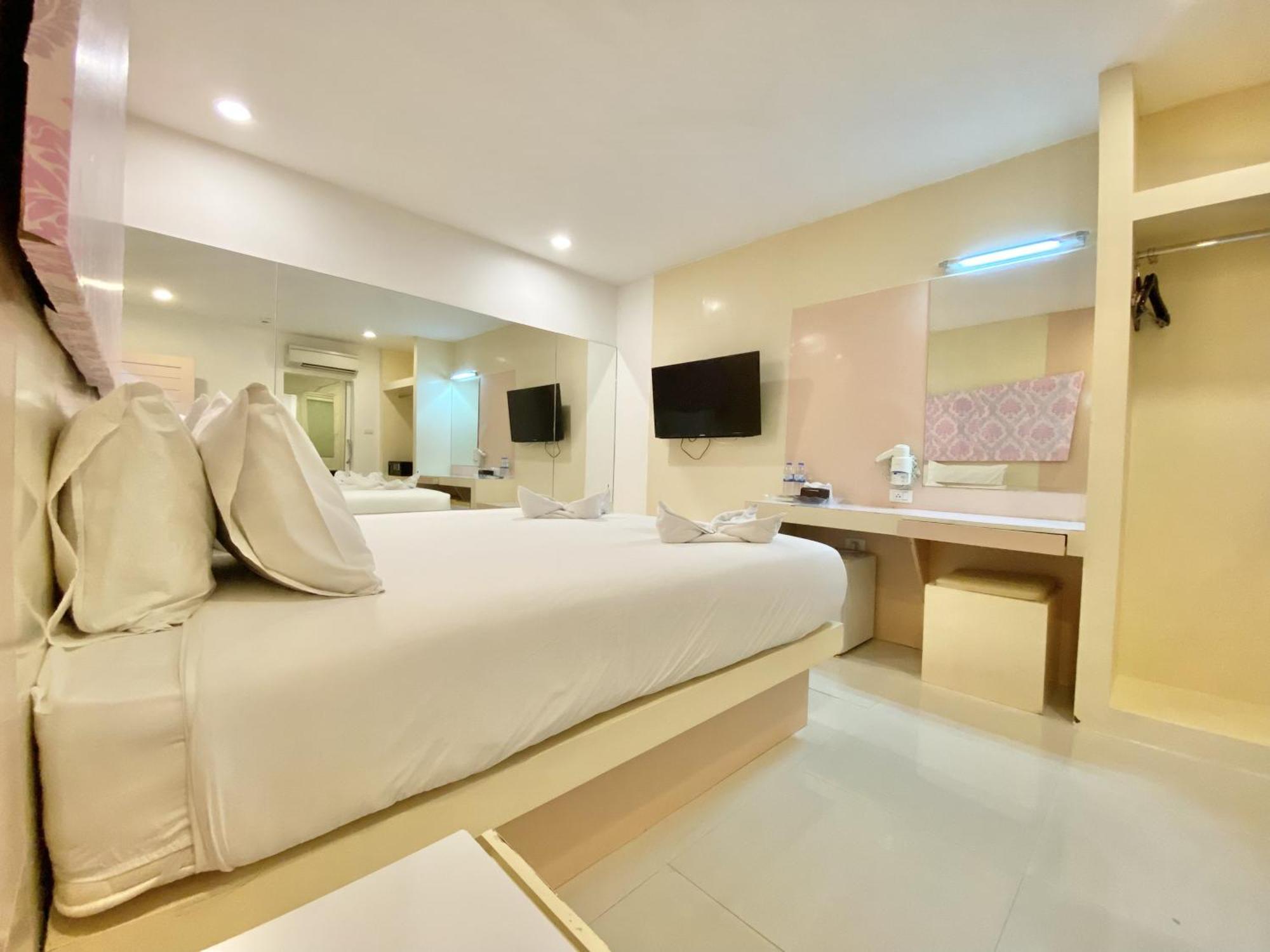 Platinums Patong