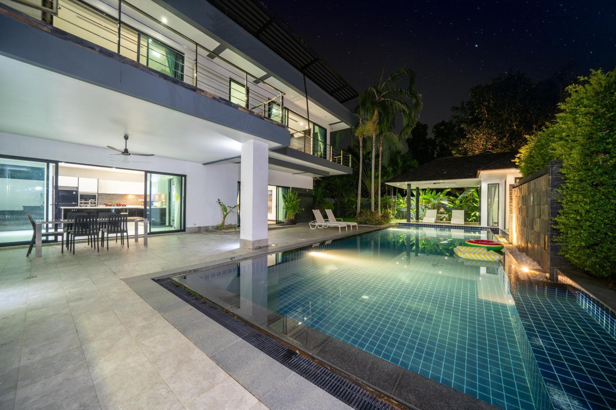 Diamond By Ryan, Boat Avenue Villa