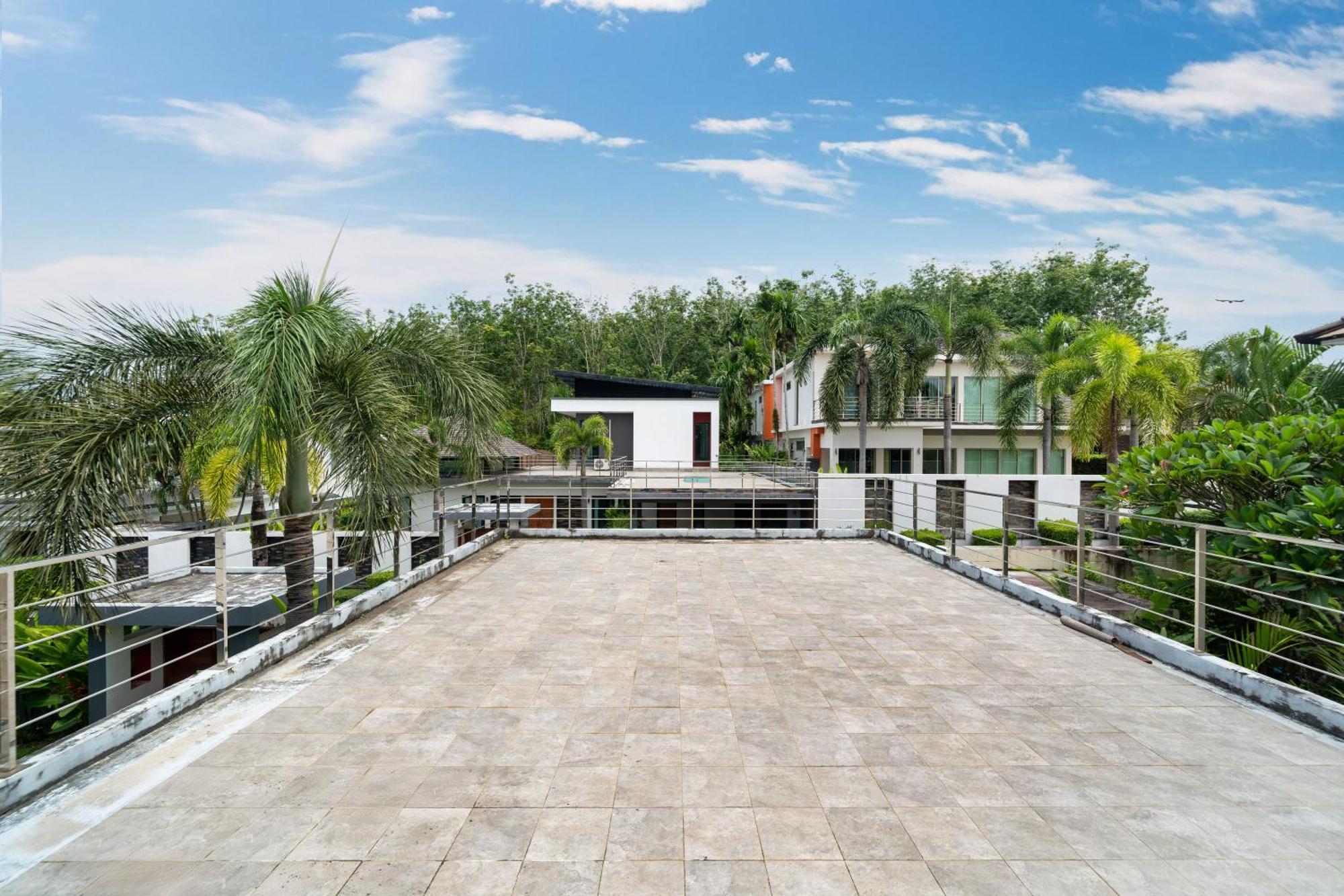 Diamond By Ryan, Boat Avenue Villa *