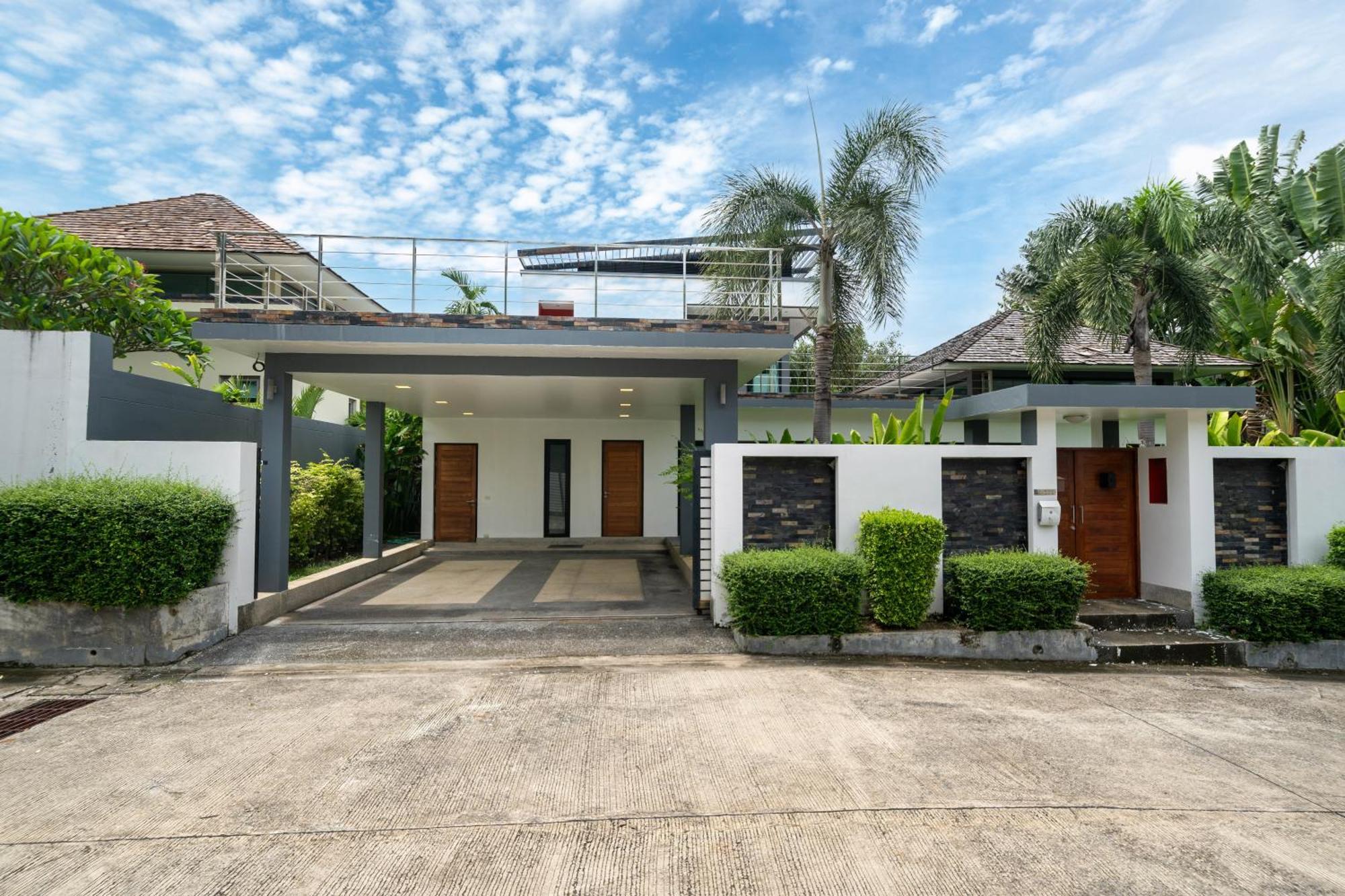 Diamond By Ryan, Boat Avenue Phuket